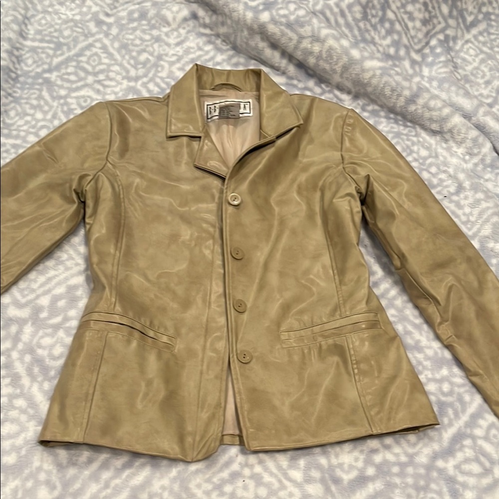Women's Tan Jacket